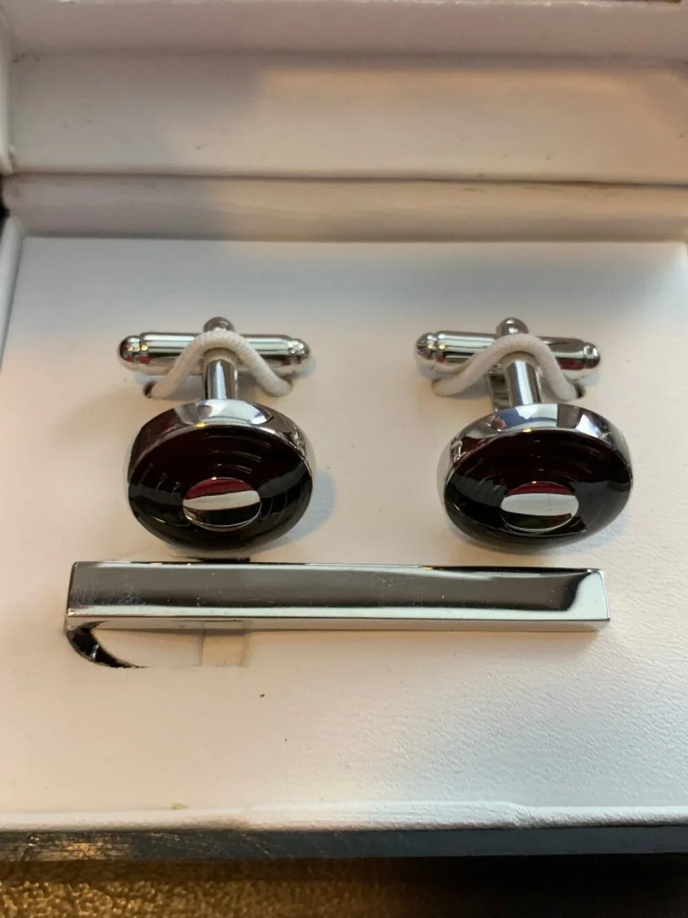 Geoffrey Beene Polished Rhodium Circle Cufflinks with Black Enamel and Tie Clip